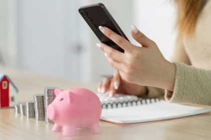 Teciomar Ábila apresenta a importância da educação financeira para atletas e jovens profissionais construírem um futuro seguro.