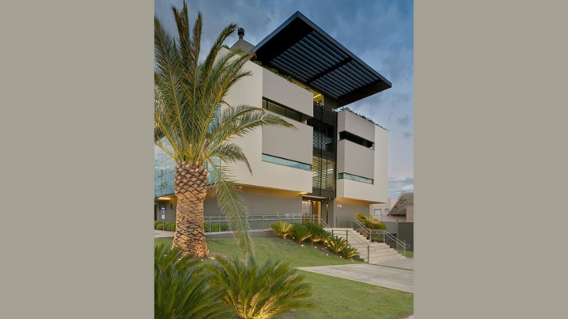 Durante a recuperação judicial, Rodrigo Gonçalves Pimentel explica por que a comunicação interna clara é decisiva para alinhar pessoas, evitar ruídos e manter a estabilidade organizacional.