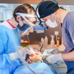 Implantes faciais, seus riscos e critérios de indicação com Dr. Haeckel Cabral.